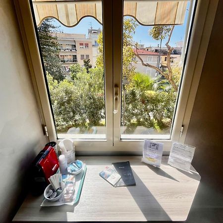 Marilena Hotel Arma di Taggia Buitenkant foto