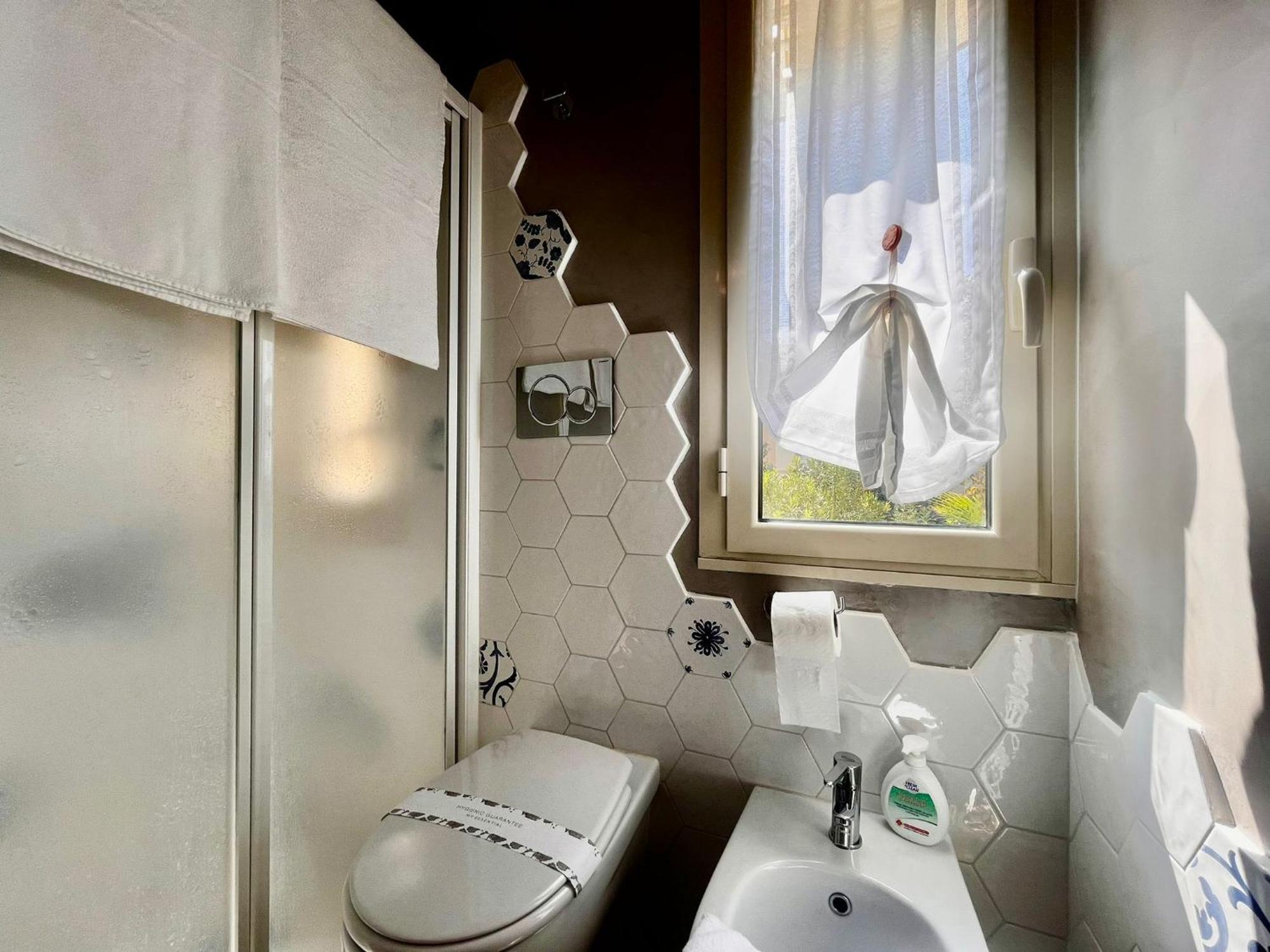 Marilena Hotel Arma di Taggia Buitenkant foto